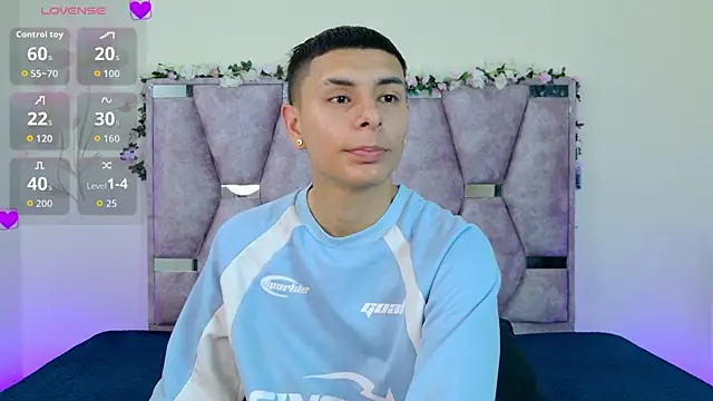 lana and liam  online show from November 14, 2025, 9:35 am