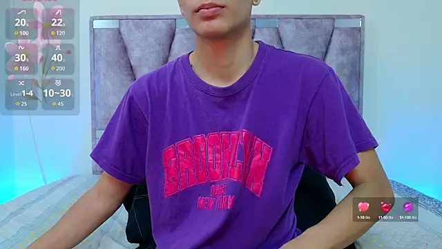 lana and liam  online show from October 2, 2025, 10:18 am