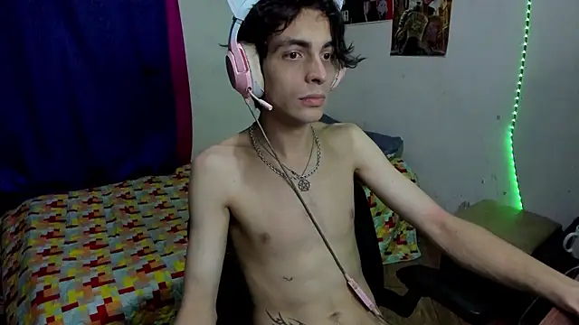 golden ryyan online show from February 8, 2026, 6:16 pm