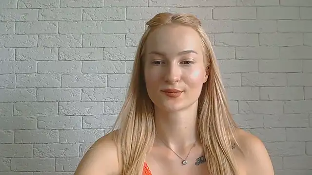 Snapshot of Alice_Sweet_01 chatting on July 19, 2026, 11:07 am Alice Sweet 01 online show from July 19, 2026, 11:07 am