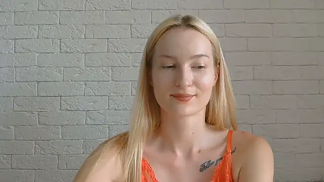 Snapshot of Alice_Sweet_01 chatting on July 1, 2026, 2:17 pm Alice Sweet 01 online show from July 1, 2026, 2:17 pm