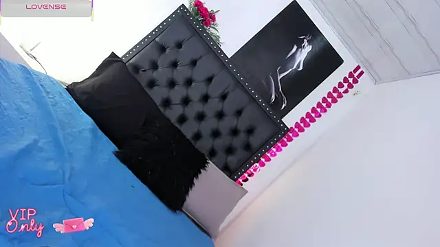 Snapshot of ScarlettVell chatting on January 31, 2026, 7:12 pm ScarlettVell online show from January 31, 2026, 7:12 pm