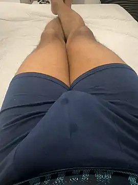 Madu0999 online show from April 17, 2026, 4:54 pm