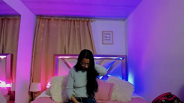 Snapshot of bravepetunia chatting on September 23, 2025, 1:07 pm bravepetunia online show from September 23, 2025, 1:07 pm