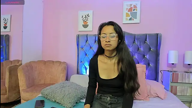 Snapshot of bravepetunia chatting on September 19, 2025, 12:20 pm bravepetunia online show from September 19, 2025, 12:20 pm