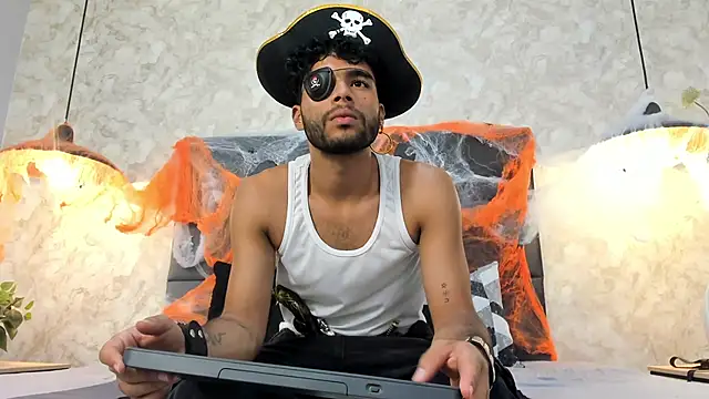 RaphaelDufort online show from October 27, 2025, 11:49 pm