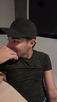 RaphaelDufort online show from January 17, 2026, 5:16 pm