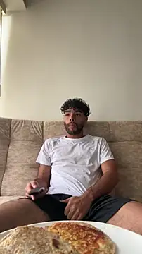 RaphaelDufort online show from December 19, 2025, 6:32 pm