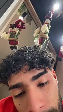 RaphaelDufort online show from December 22, 2025, 5:46 pm