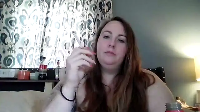 Domimommy420 online show from November 22, 2025, 4:17 pm