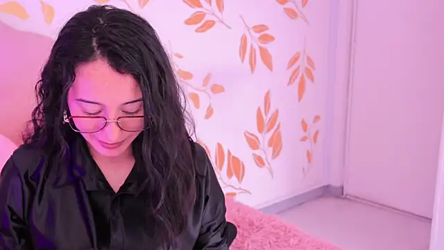 Snapshot of Ginevra_esposito chatting on January 8, 2026, 12:44 pm Ginevra esposito online show from January 8, 2026, 12:44 pm