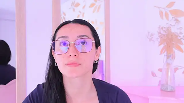 Snapshot of Ginevra_esposito chatting on September 24, 2025, 12:33 pm Ginevra esposito online show from September 24, 2025, 12:33 pm