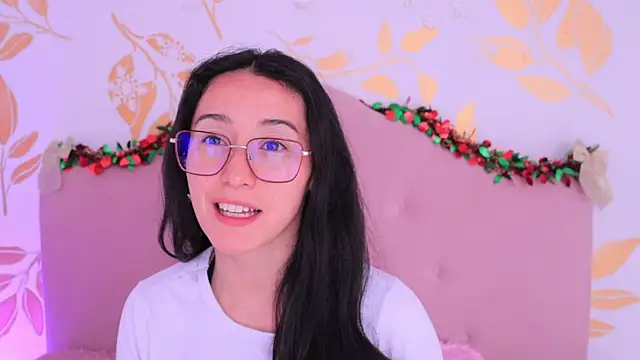 Snapshot of Ginevra_esposito chatting on January 6, 2026, 12:53 pm Ginevra esposito online show from January 6, 2026, 12:53 pm