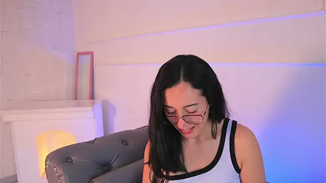 Snapshot of Ginevra_esposito chatting on December 2, 2025, 4:09 pm Ginevra esposito online show from December 2, 2025, 4:09 pm