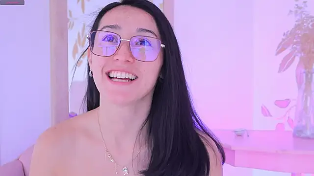 Snapshot of Ginevra_esposito chatting on October 1, 2025, 12:42 pm Ginevra esposito online show from October 1, 2025, 12:42 pm