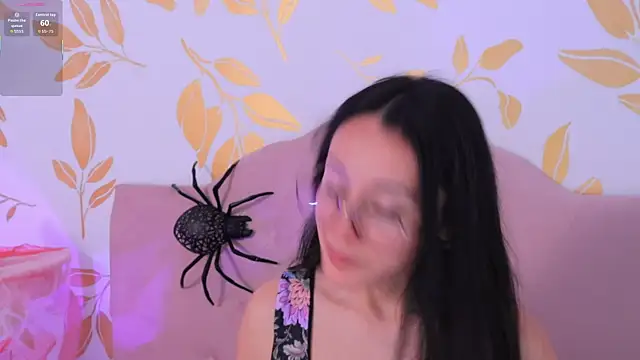 Snapshot of Ginevra_esposito chatting on October 16, 2025, 1:52 pm Ginevra esposito online show from October 16, 2025, 1:52 pm