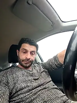 alex10alexx online show from April 1, 2026, 1:41 pm