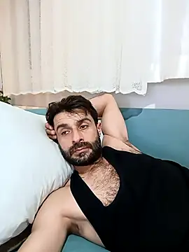 alex10alexx online show from December 20, 2025, 8:22 pm