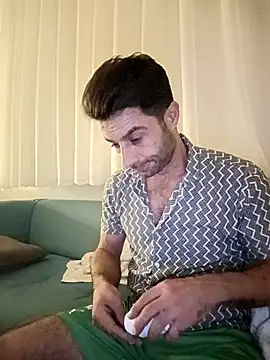 alex10alexx online show from October 10, 2025, 11:16 pm