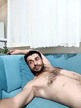 alex10alexx online show from November 8, 2025, 3:48 pm