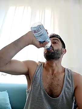 alex10alexx online show from February 3, 2026, 1:05 pm