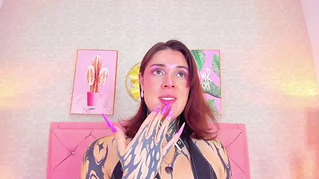 mystikdoll online show from October 20, 2025, 12:06 pm