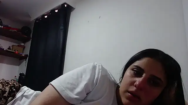 Snapshot of Electraweb_09 chatting on October 3, 2025, 12:39 pm Electraweb 09 online show from October 3, 2025, 12:39 pm