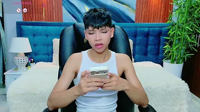 Snapshot of dilan_911 chatting on May 1, 2026, 9:31 pm dilan 911 online show from May 1, 2026, 9:31 pm