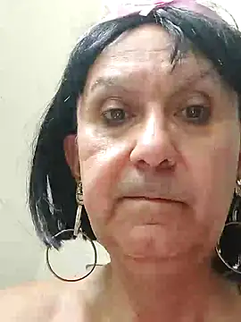 Snapshot of Emily_de_Carla chatting on June 24, 2026, 2:26 pm Emily de Carla online show from June 24, 2026, 2:26 pm