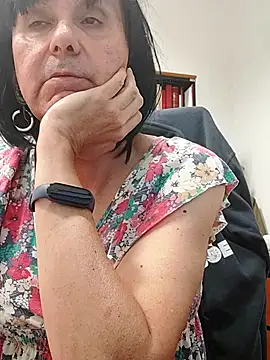 Emily de Carla online show from November 20, 2025, 4:07 pm