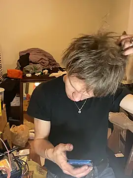 Snapshot of XanderOzzz chatting on February 20, 2026, 6:59 am XanderOzzz online show from February 20, 2026, 6:59 am