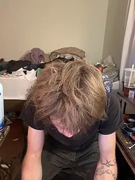 Snapshot of XanderOzzz chatting on April 14, 2026, 12:15 am XanderOzzz online show from April 14, 2026, 12:15 am