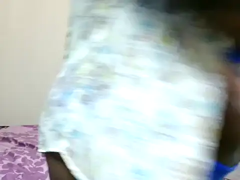 bustydivaxx21 online show from December 4, 2025, 11:20 am