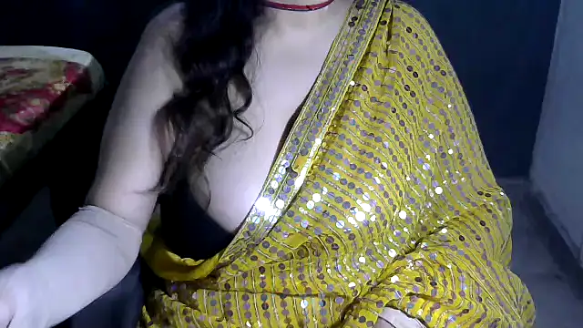 sexy indianboobs online show from December 29, 2024, 12:23 pm