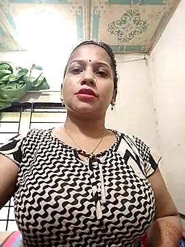 Snapshot of Payel_50 chatting on June 9, 2026, 10:05 am Payel 50 online show from June 9, 2026, 10:05 am