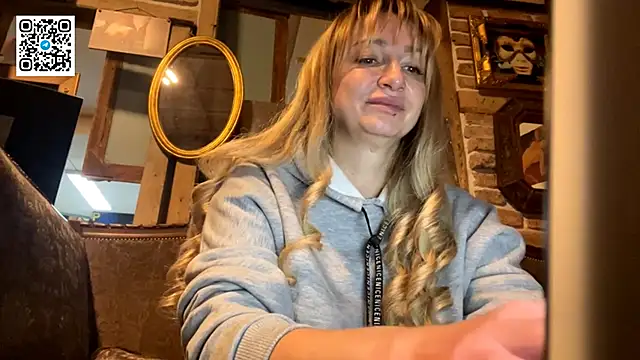 Lapussia online show from November 29, 2025, 1:55 pm