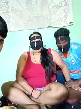 LoveOnStream online show from November 21, 2025, 3:49 am