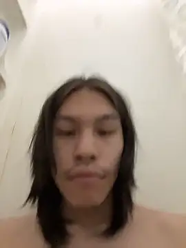 heytherepeoples717 online show from November 23, 2025, 1:43 pm