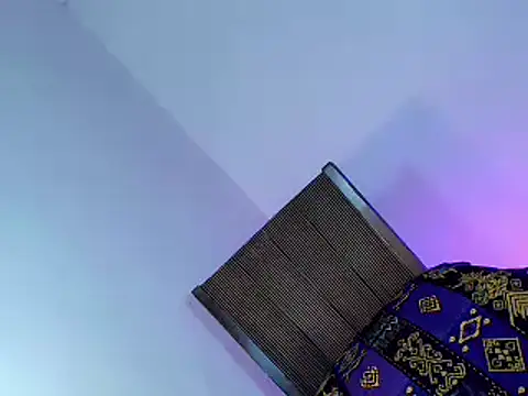 yourlovingbella online show from March 31, 2026, 2:13 am