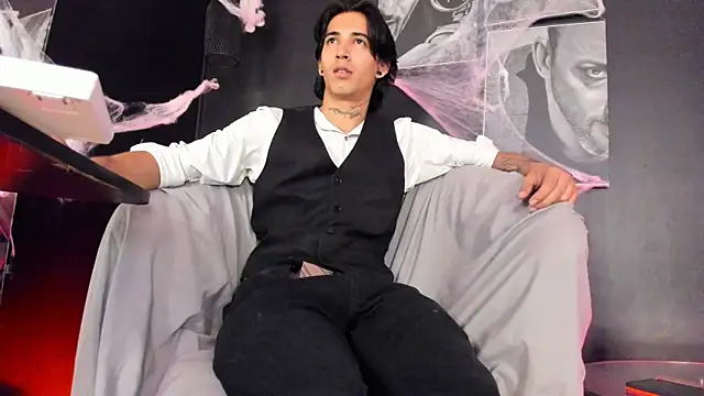 jett savage online show from October 15, 2025, 4:26 pm