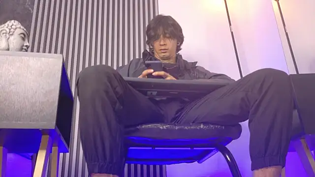 jett savage online show from December 19, 2025, 2:41 pm