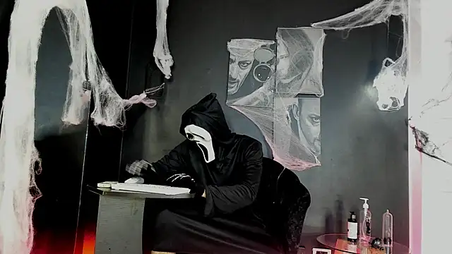 jett savage online show from October 10, 2025, 1:34 pm