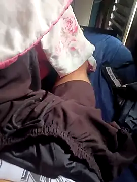 morenosfd069 online show from December 14, 2025, 10:21 am