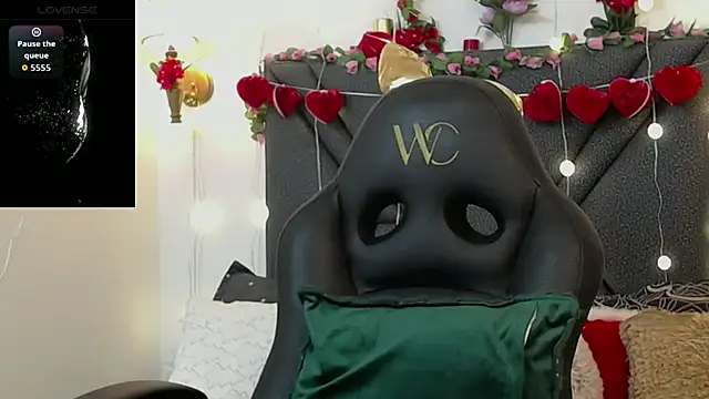 IndraKaur  online show from March 28, 2026, 12:06 pm