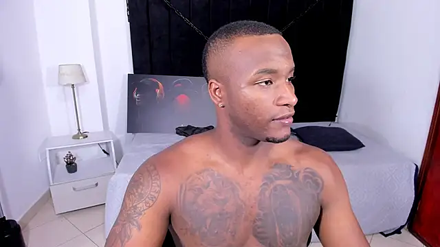 chrstian lewis1 online show from September 26, 2025, 3:02 am