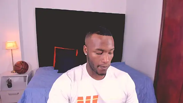 chrstian lewis1 online show from October 9, 2025, 11:22 am