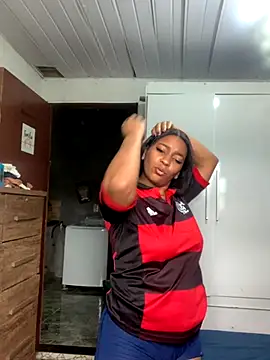 Crisschiavo online show from November 24, 2025, 1:00 pm