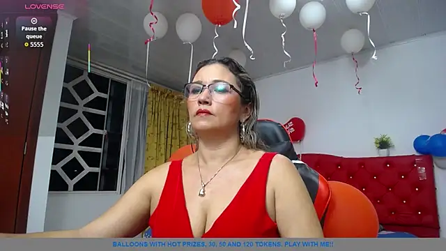 Snapshot of noelia_milf19 chatting on February 19, 2026, 1:46 am noelia milf19 online show from February 19, 2026, 1:46 am