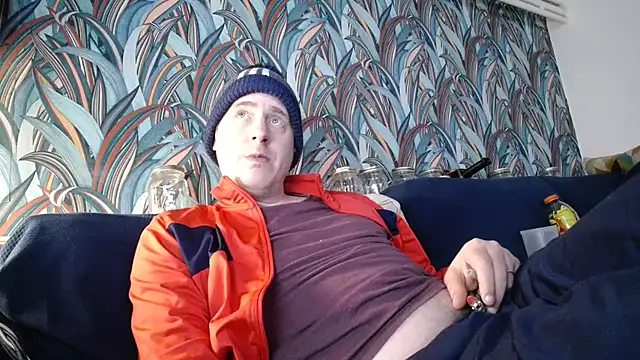 Snapshot of gaydavid chatting on February 16, 2026, 8:40 pm gaydavid online show from February 16, 2026, 8:40 pm