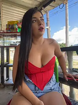 Isaa-Sweet online show from July 6, 2026, 5:15 pm